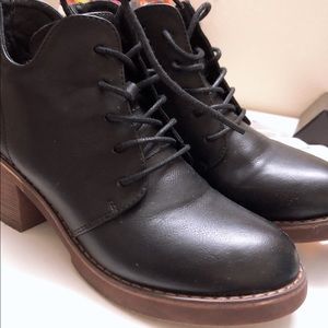Heeled combat boots